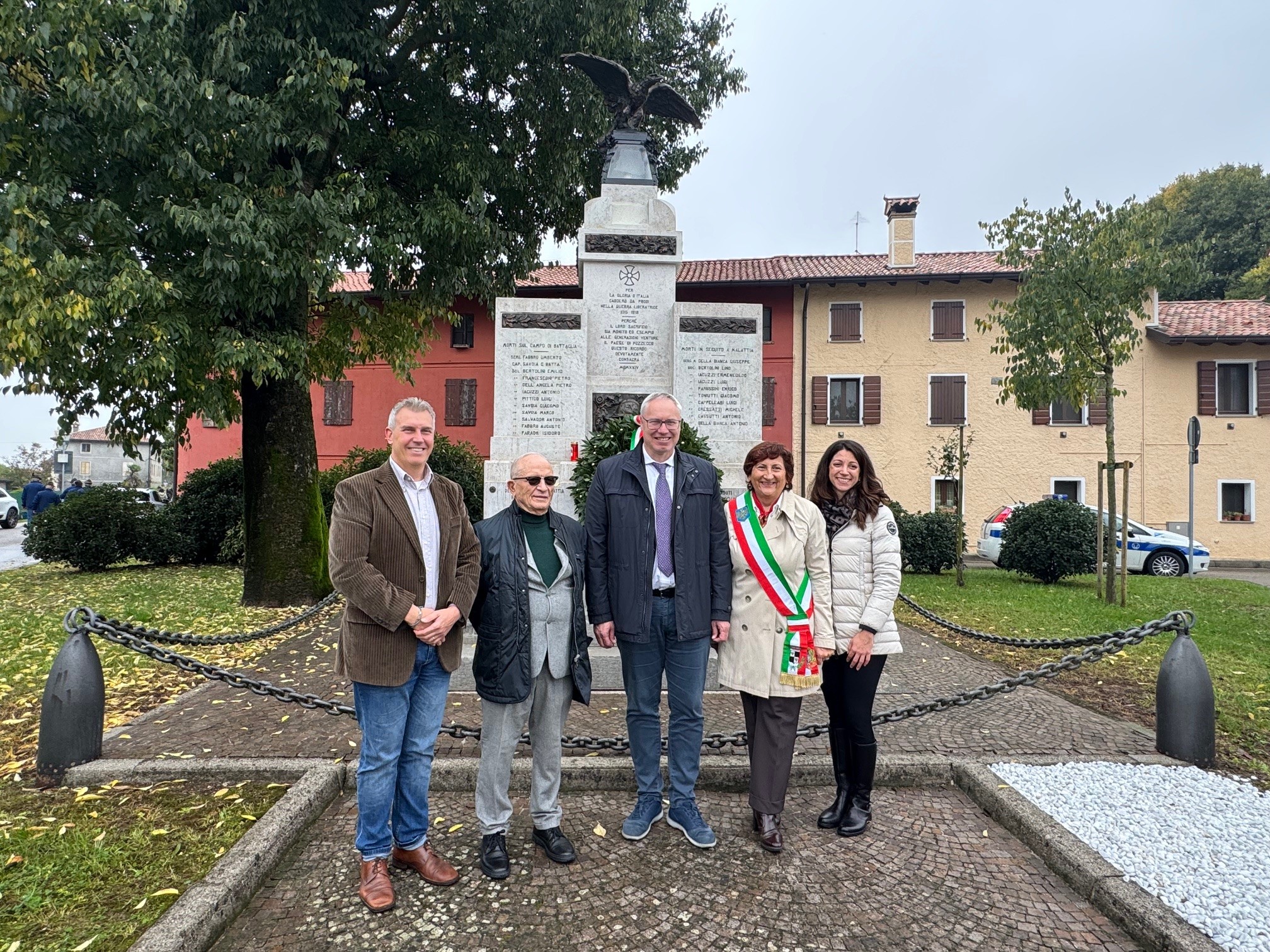 CERIMONIE. BORDIN A BERTIOLO: DOVE C'È MONUMENTO C'È RICORDO CHE ONORA